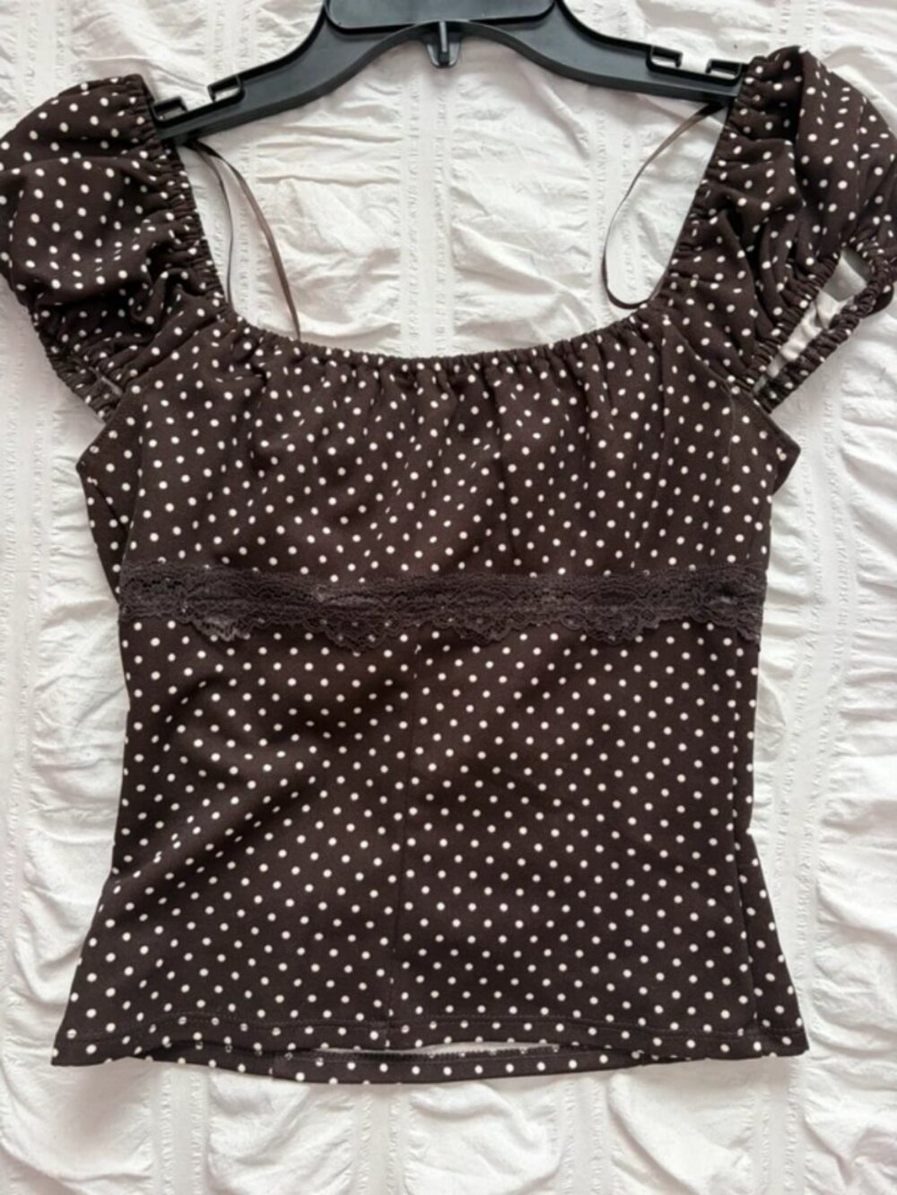 Brown polka dot blouse with ruffled sleeves and bow detail, size XS #fairycore - Picture 3 of 3